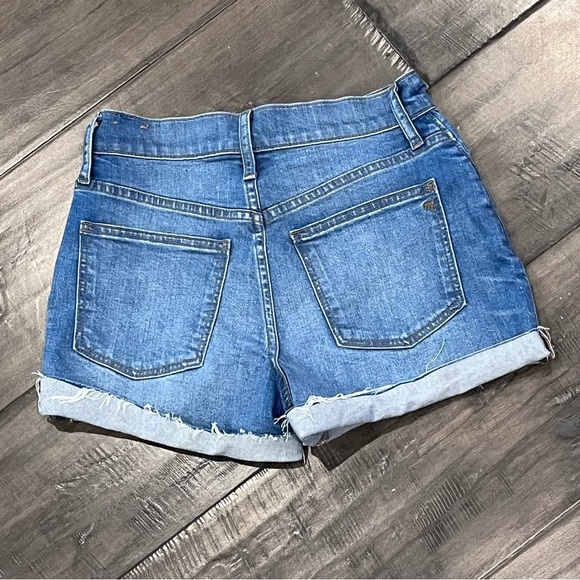 Madewell High Rise Button-Fly Denim Shorts - Size 24 - Picture 3 of 11
